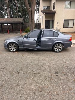 2003 BMW 325i