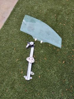 Honda Accord Passenger Front Window And Regulator 
