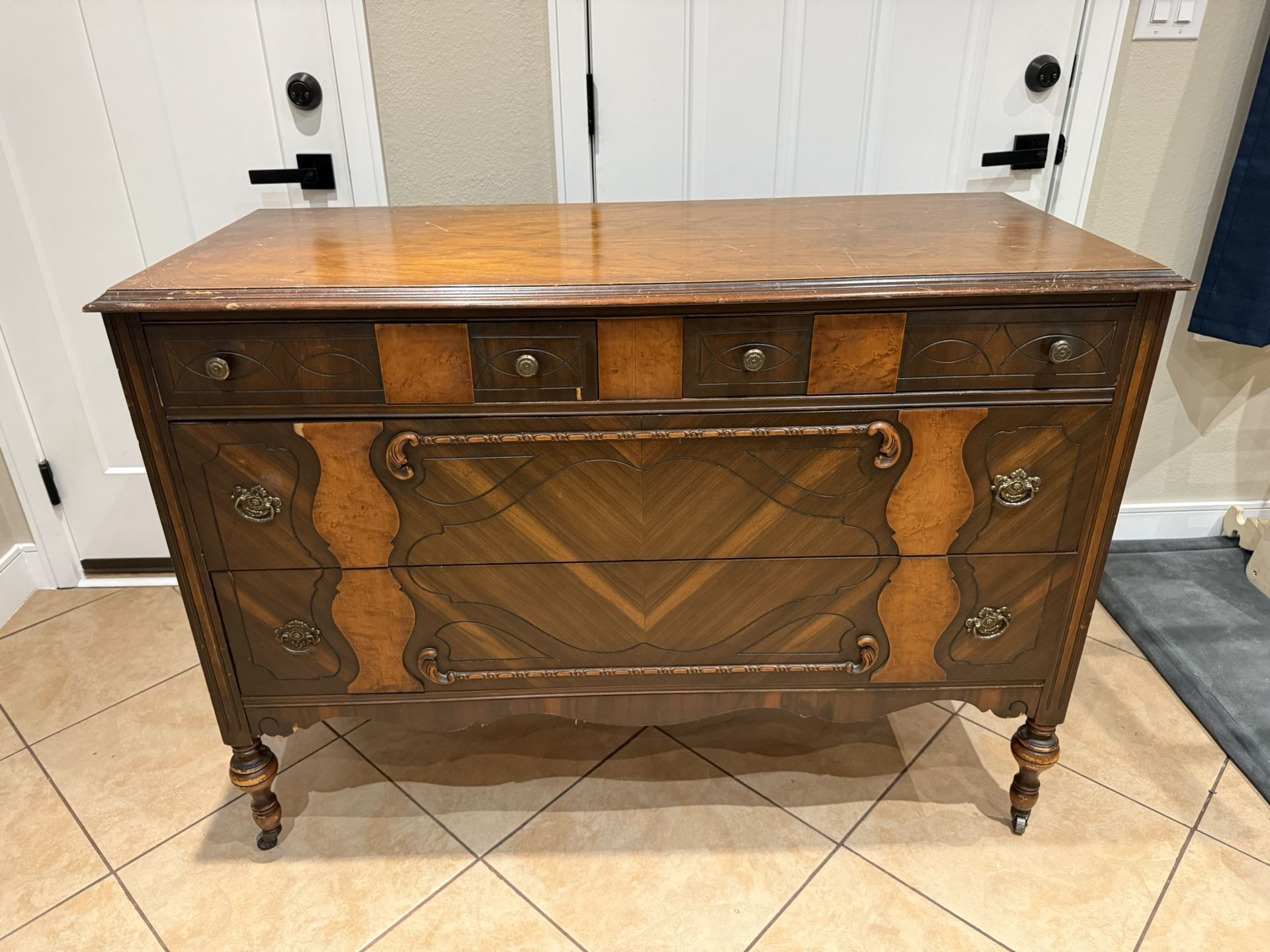 Wood 4 Drawer Dresser