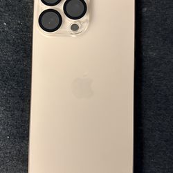 iPhone 16 Pro max 256gb fully unlocked Read Description!!!!