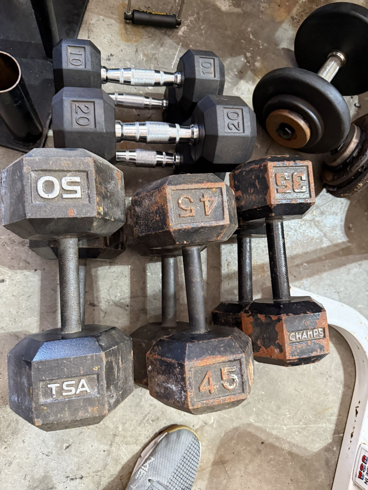 Dumbbells Prices Listed