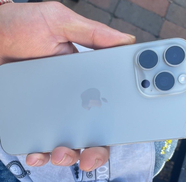 IPhone 15 Pro Max