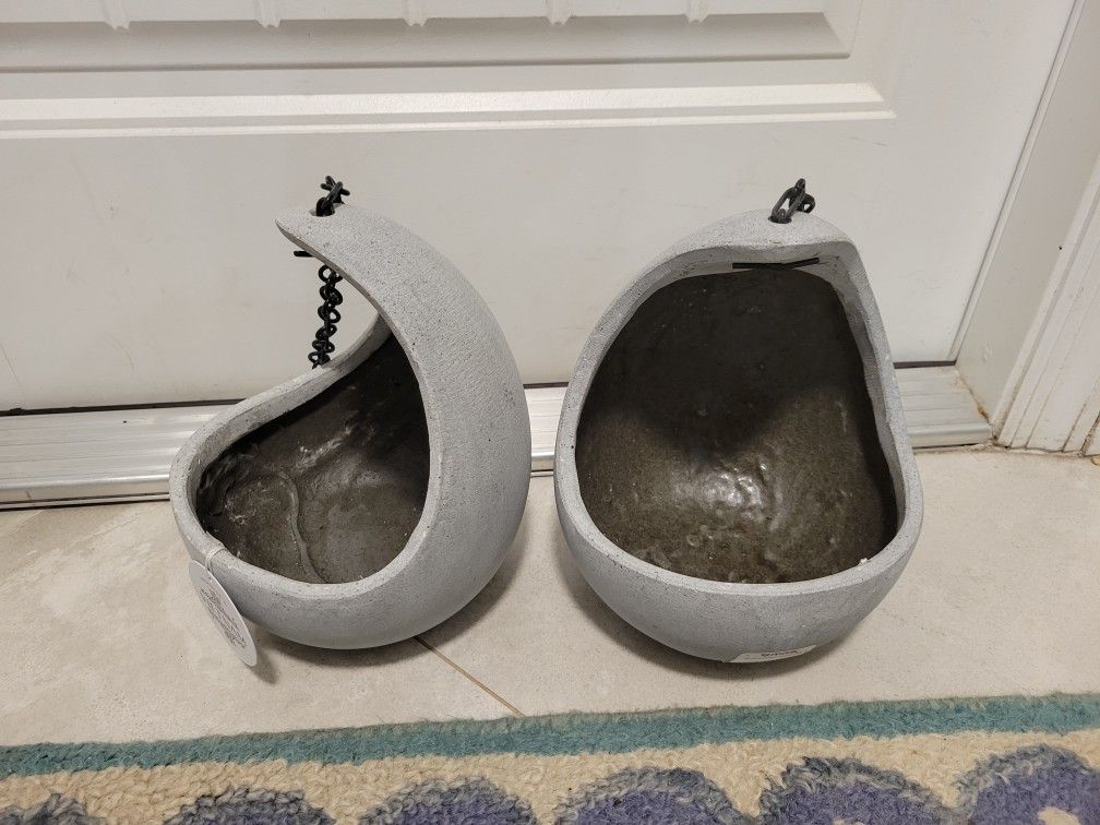 Hanging Planters, Set Of 2