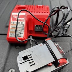 Milwaukee Dual Charger & M18 5.0H Battery