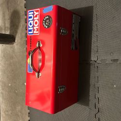 VOYAGER 21 in. Steel Toolbox