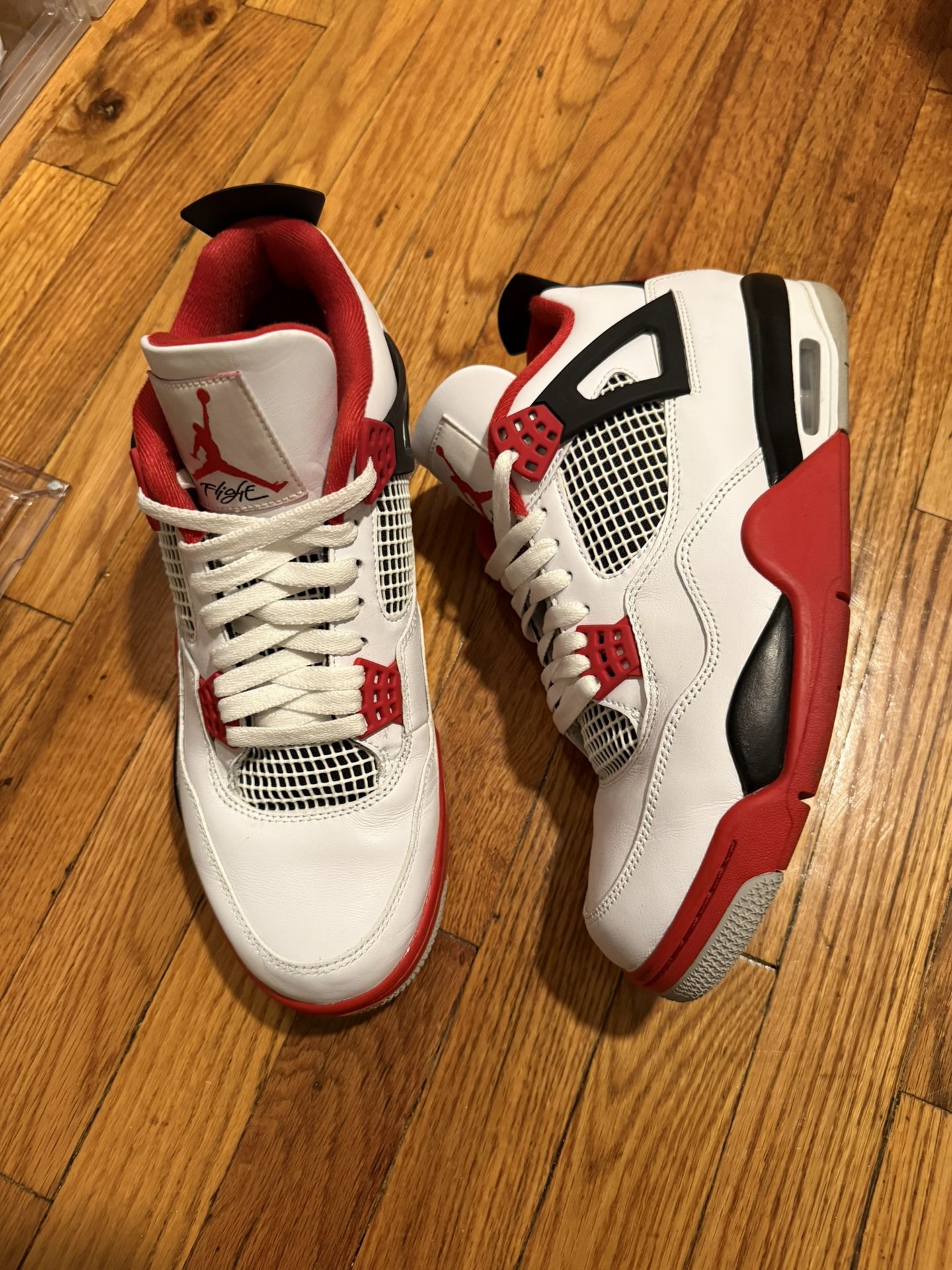 Jordan 4’s Fire Red Worn Once Size 11 No Box
