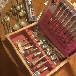 Flatware Set