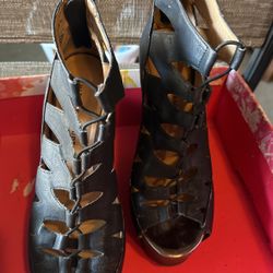 Chinese Laundry Jiff black Wedge Sz 9.5