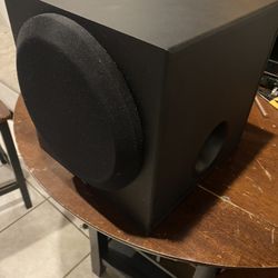 8” Yamaha Powered Sub Woofer 