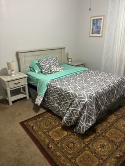Like New Bedroom full furniture set with queen mattress, dresser, frame and side tables etc