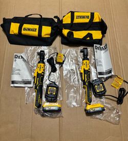 Dewalt Atomic 20V Max 1/2 In Ratchet Kit with 1.7 Ah Oil Resistant Battery