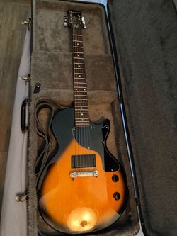 Epiphone Les Paul Electric Guitar with case