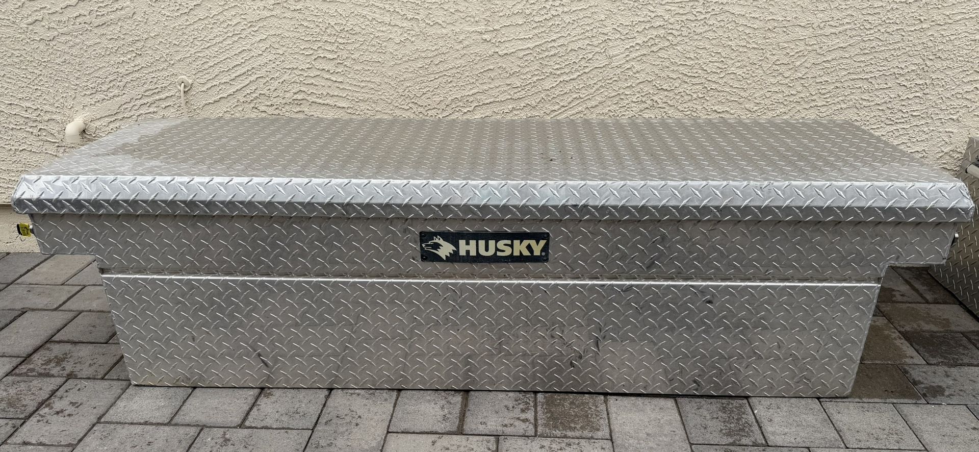 Husky Crossover Truck  Tool Box