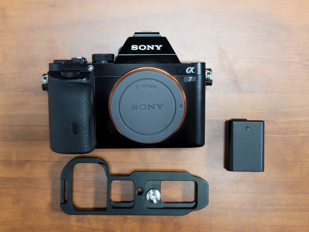Sony a7 Full Frame Mirrorless Camera Body 24.7mp