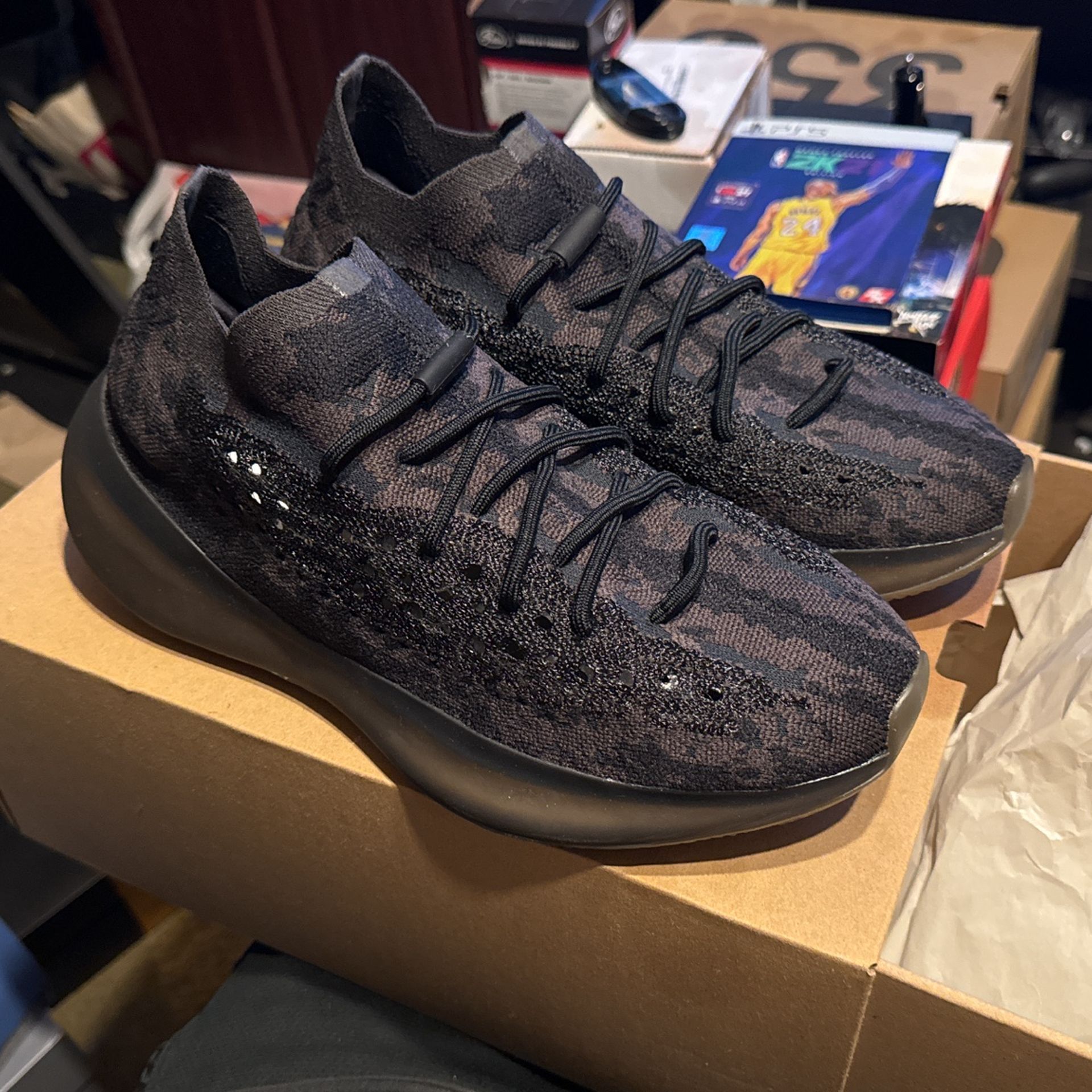 Yeezy 380 Onyx Size 11