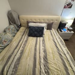 California King/King Bed 