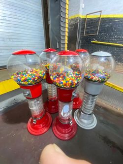 Gumball machines like new
