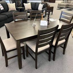 ASHLEY 7 PCS DINING ROOM SET DINING TABLE AND 6 CHAIRS FINANCE AND DELİVERY AVAİLABLE 