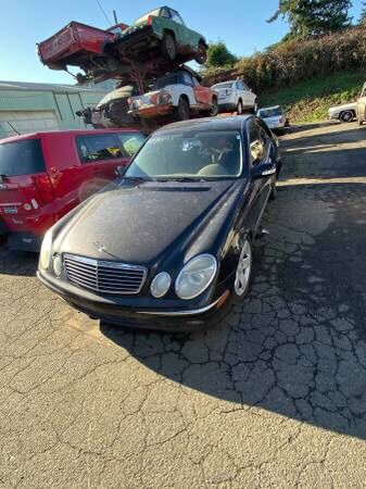 Parting out ~ 2005 MERCEDES BENZ E500