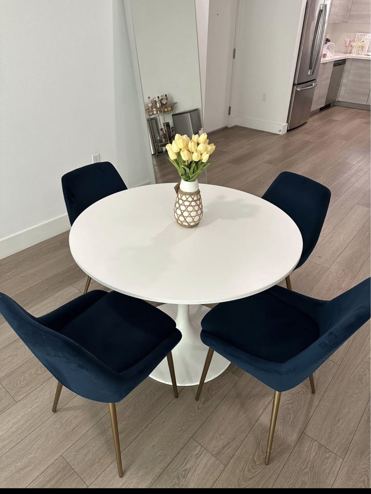 Docksta Dining Table