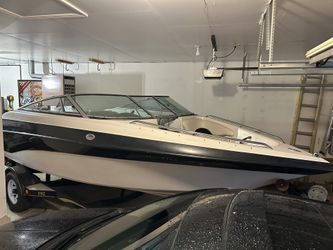 2000 Crownline 192 305
