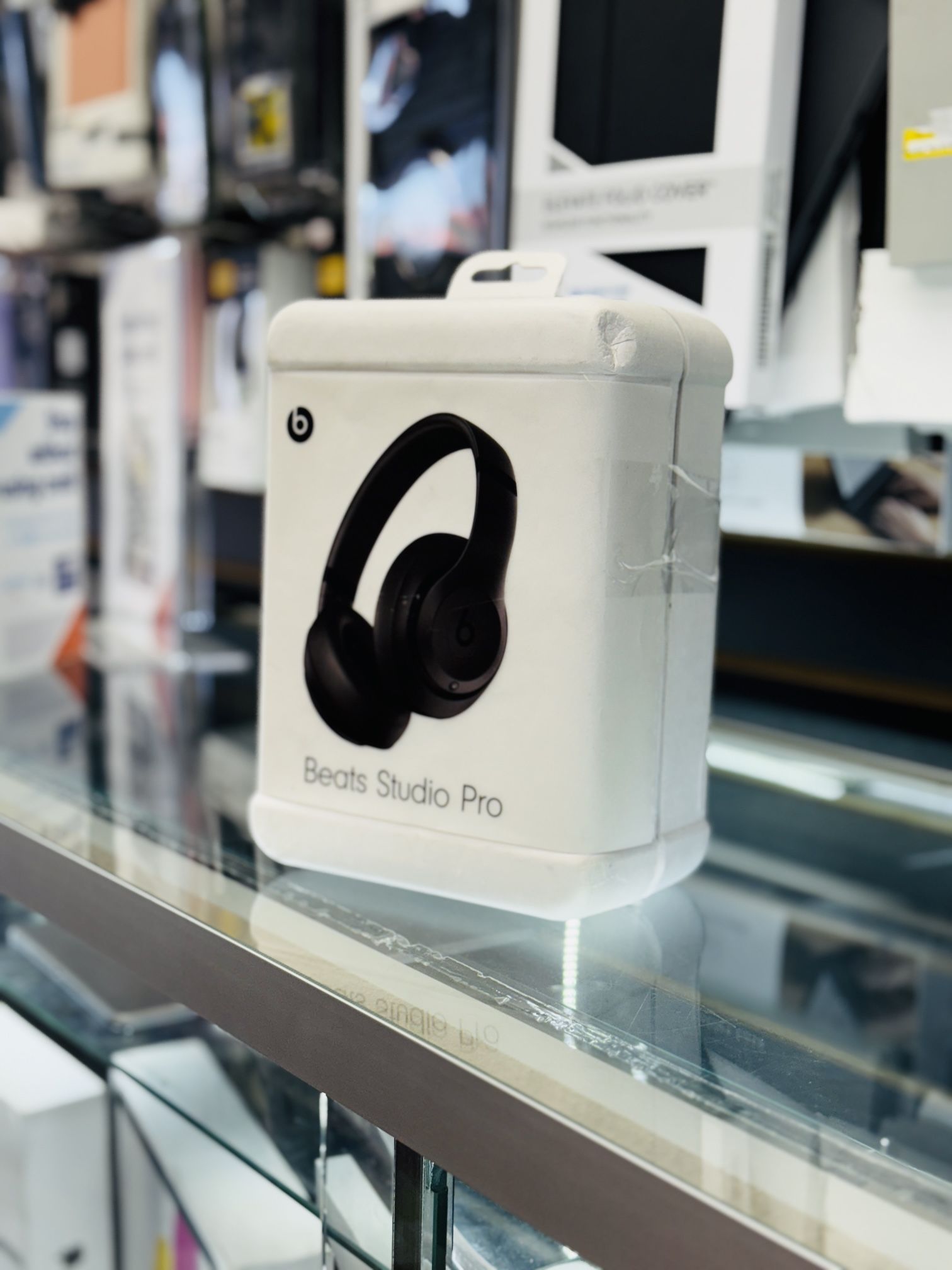 Beats Studio Pro