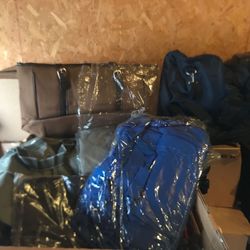 Assorted duffle ,carrying and sports bags