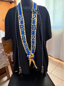 🎓Graduation leis (Yellow with Blue)