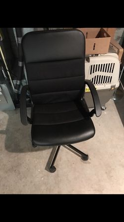 Super comfy office chair mint condition