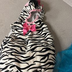 Costume