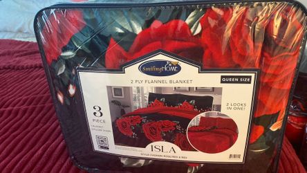 Red Rose Design: 2 Looks In 1 Flannel Blanket