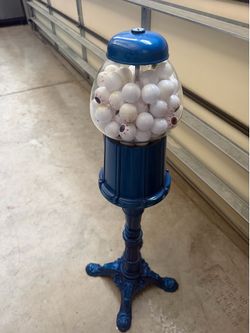 Blue Vintage Gumball Machine