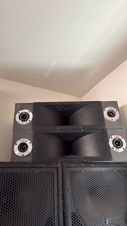 Jbl subwoofer and 2 box of tweeters