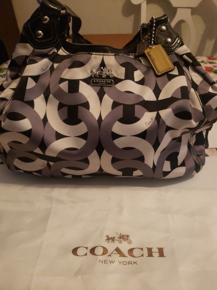 COACH Shoulder Bag