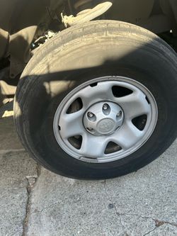 Toyota Tires/rims