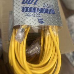 New Indoor / Outdoor Extension Cord 