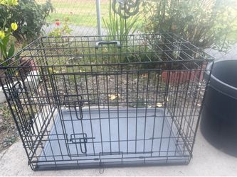 Large Black dog kennel