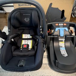 UPPAbaby Mesa V2 car seat