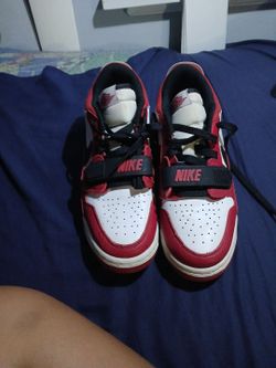 Jordan Legacy 312 low chicago red