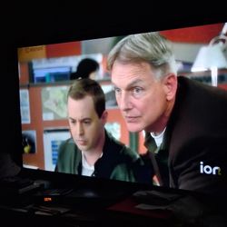 50 Inch XUMO SMART EDGE FLAT SCREEN TV