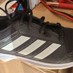 Womens Adidas Volleyball Shoes Sz 12