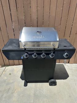 Nexgrill 4 Burner Propane Grill