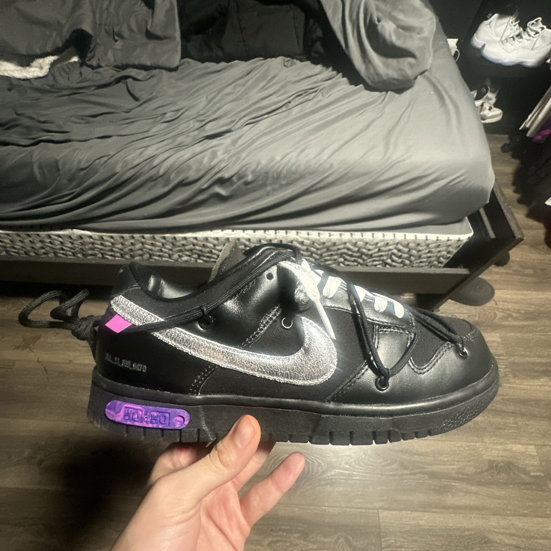 Off White Lot 50