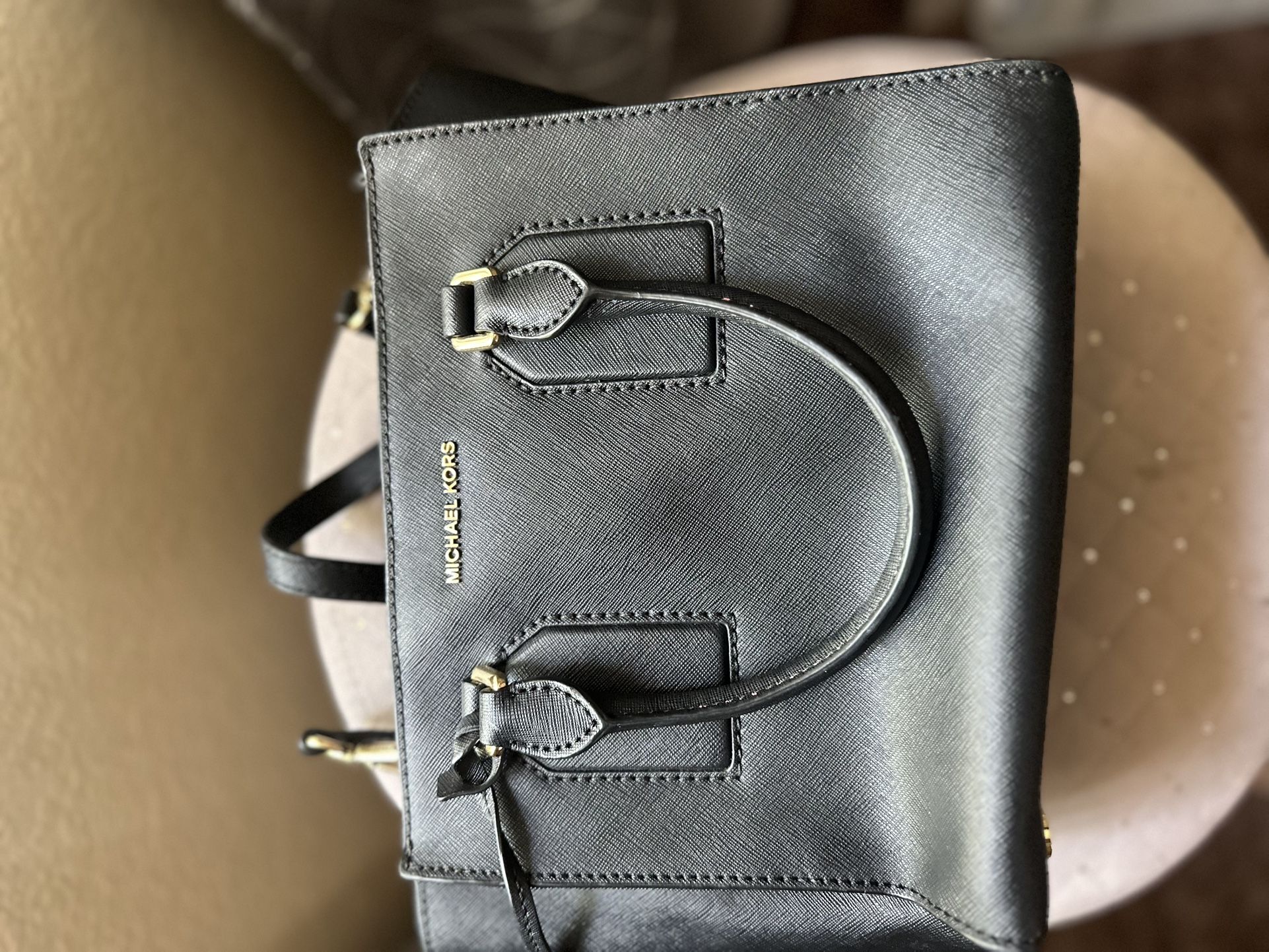 Micheal Kors Purse