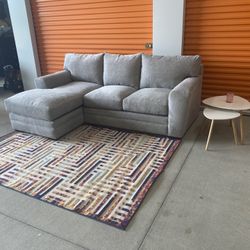 Like New Comfy Sectional