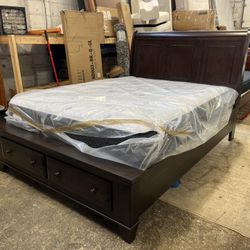 Whole Queen Bed With Storage 