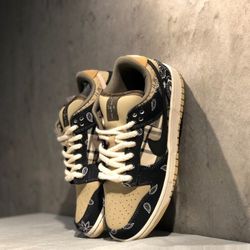 Nike Sb Dunk Low Travis Scott 108