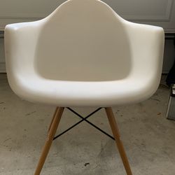 Mid Century Chair 