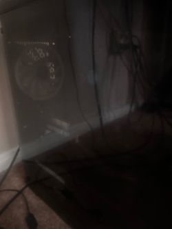 Pc don’t use it anymore need to sell asap willing to work with price