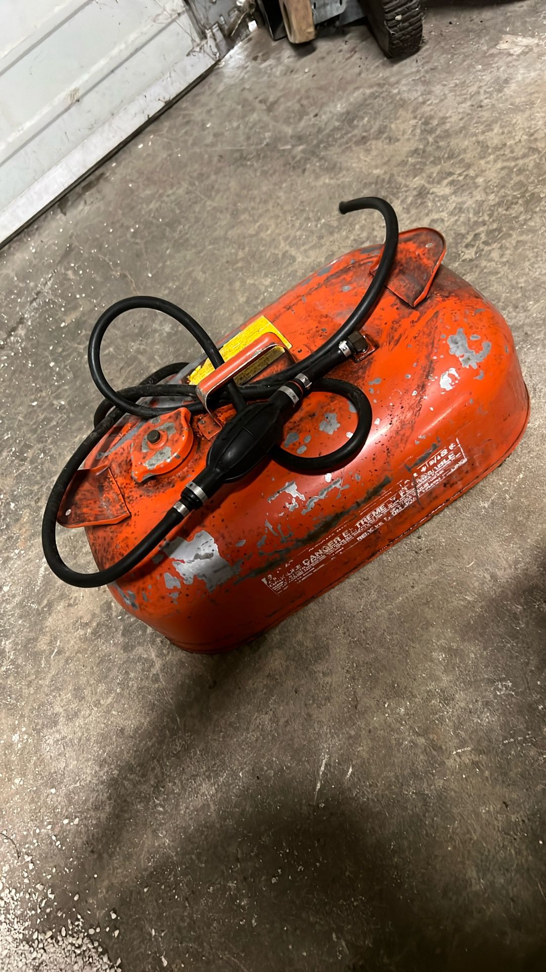 Outnoard Metat Gas Tank Rust Free 4gal